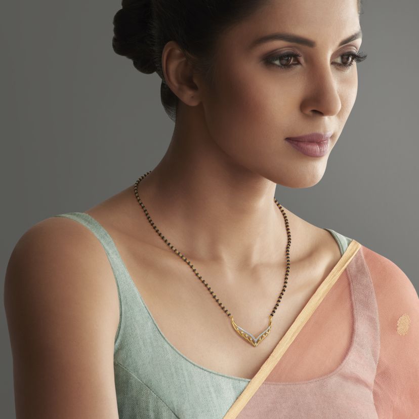 The Astikya Convertible Mangalsutra Pendant - image 4